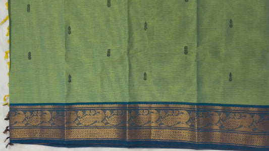 Kanchi cotton saree with Zari border